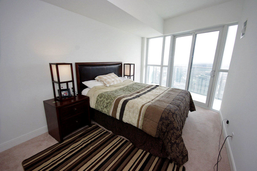 Napa Furnished Rental Apartments Square One Mississauga Ngoại thất bức ảnh
